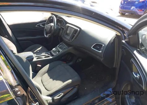 2015 Chrysler 200 Limited из США, поврежденный, VIN 1C3CCCAB2FN588988